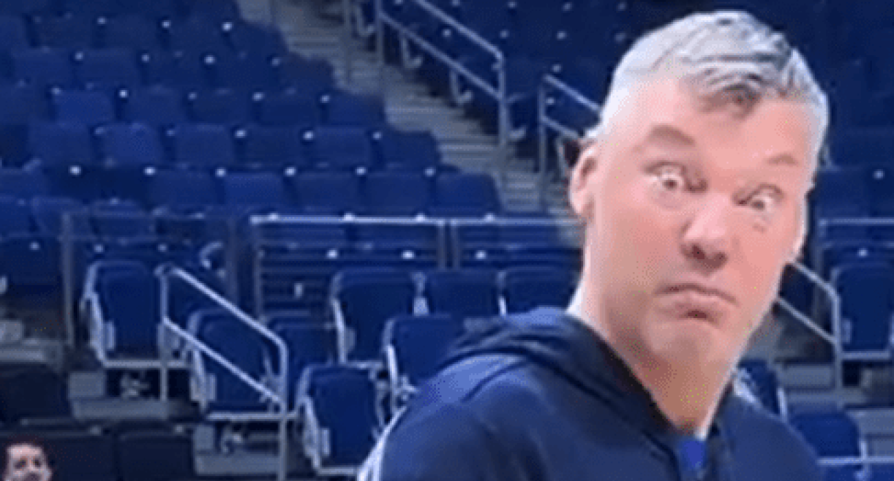 Η στιγμή όπου ο Σάρας Γιασικεβίτσιους έμαθε ότι είναι ο προπονητής της χρονιάς (video)