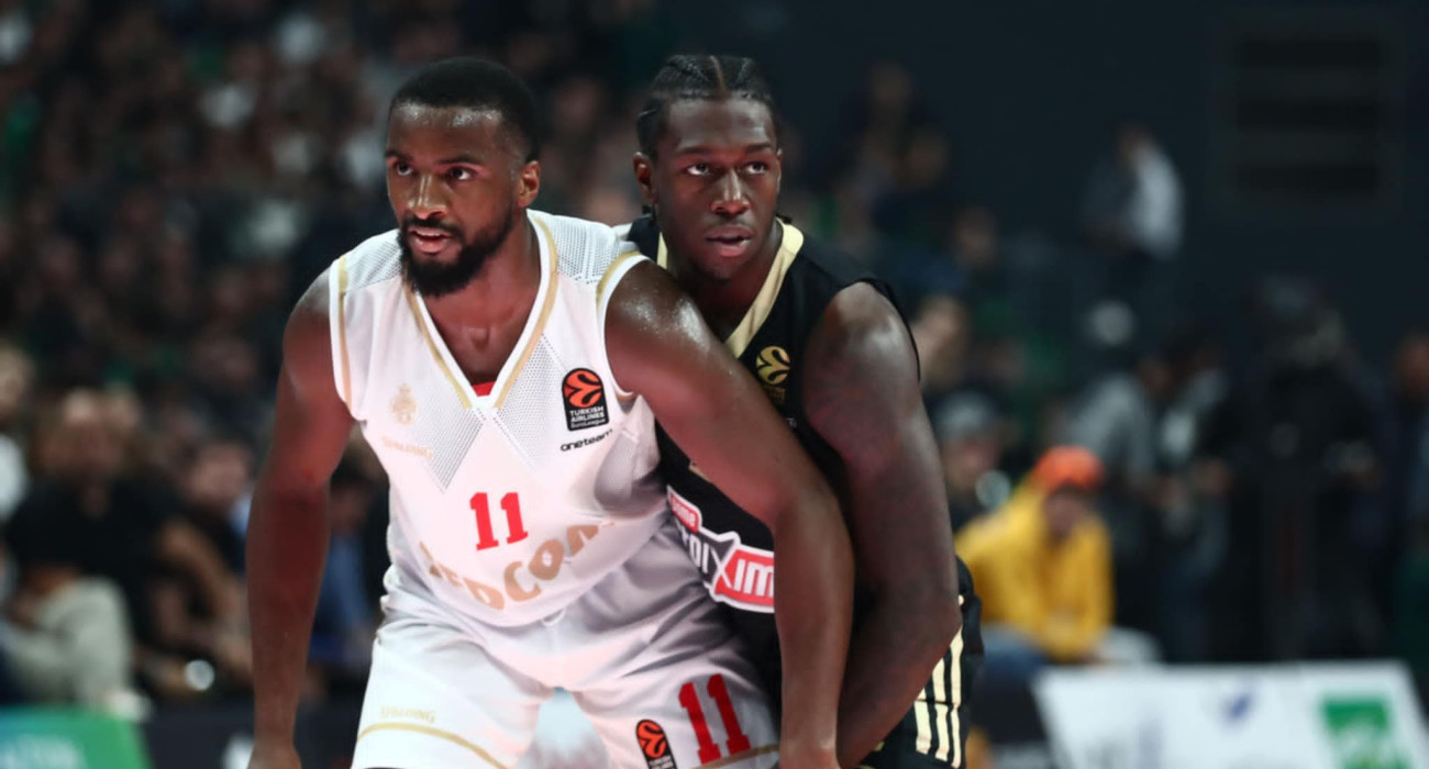 «Έδεσε» για τρία χρόνια τον Ντιαλό η Μονακό