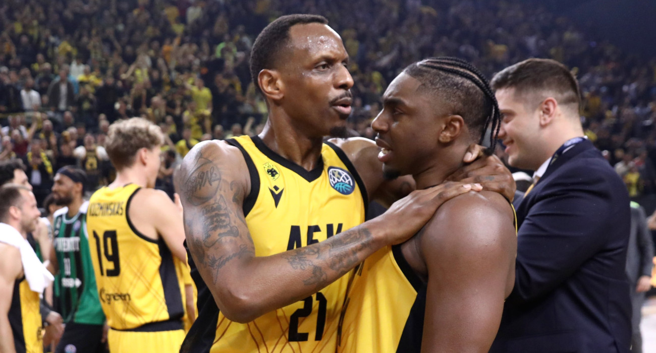 Τζέιμς Νάναλι και Φρανκ Μπάρτλεϊ - Πηγή: Intime