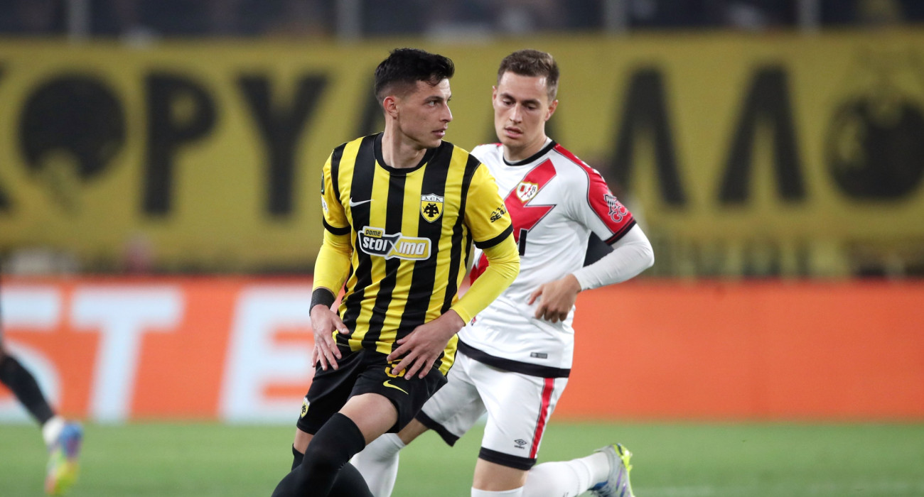 Ο Σταύρος Πήλιος στο ΑΕΚ-Ράγιο Βαγιεκάνο / Πηγή: Intime