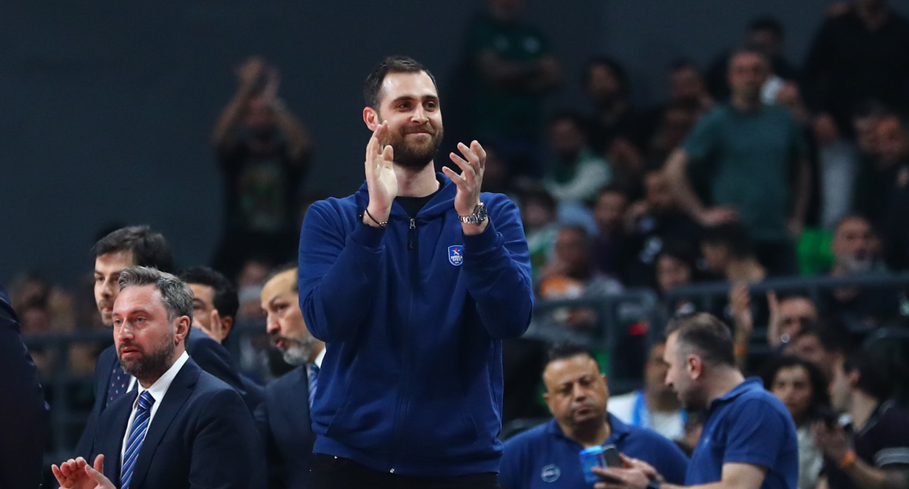 Ο Γιώργος Παπαγιάννης γνώρισε την αποθέωση στο «T-Center» / Πηγή: InTime