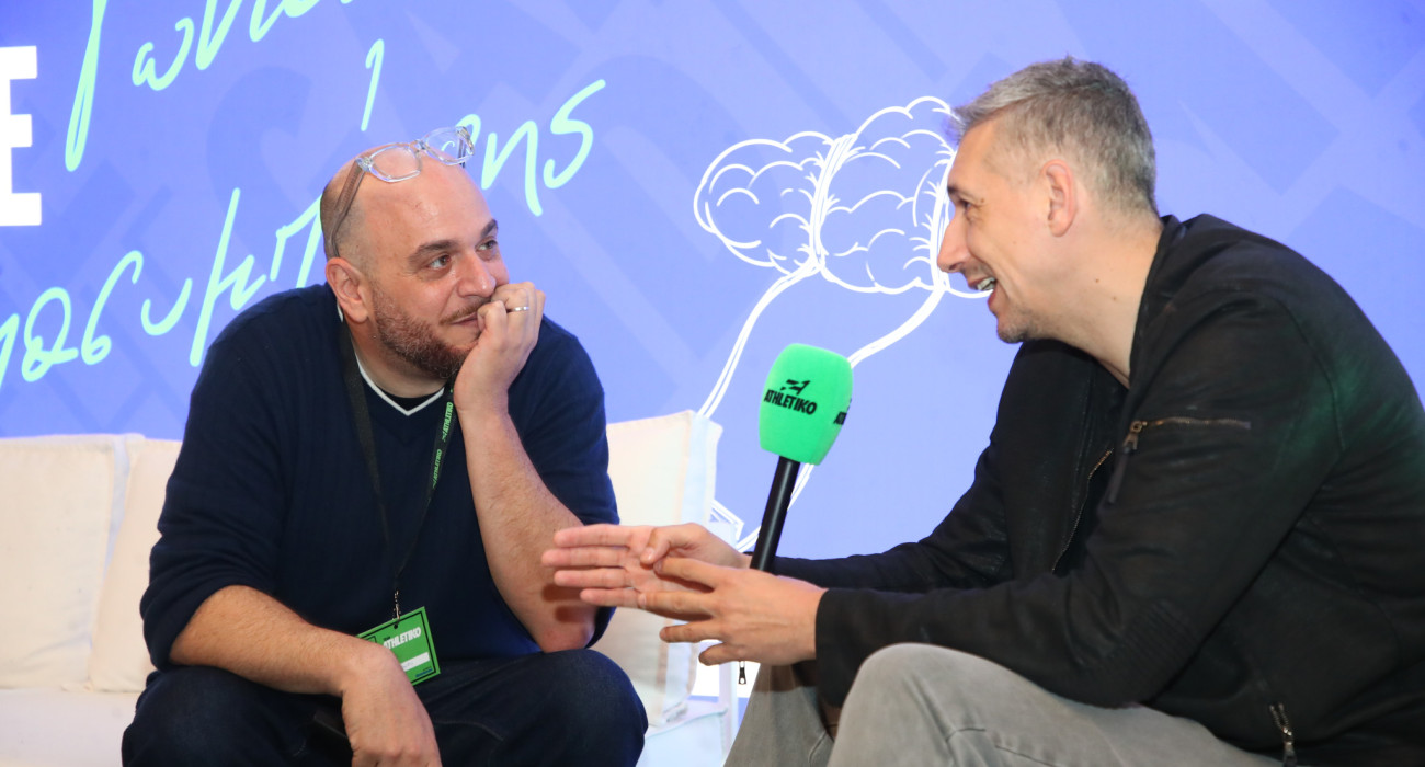 Δημήτρης Διαμαντίδης και Φάνης Λαμπρόπουλος στο συνέδριο του Athletiko «Mind the Game» / Πηγή: InTime