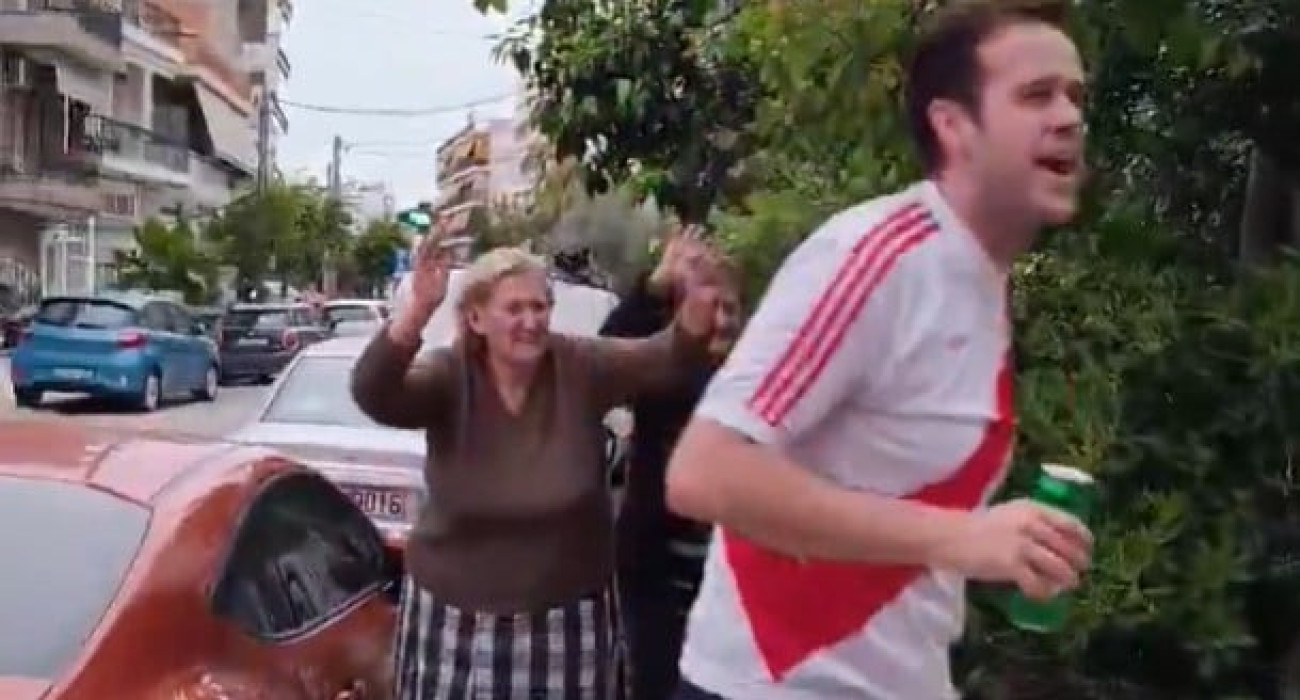Απίθανο: Γιαγιάδες έγιναν... σύνθημα στα χείλη των οπαδών της Ράγιο (video)