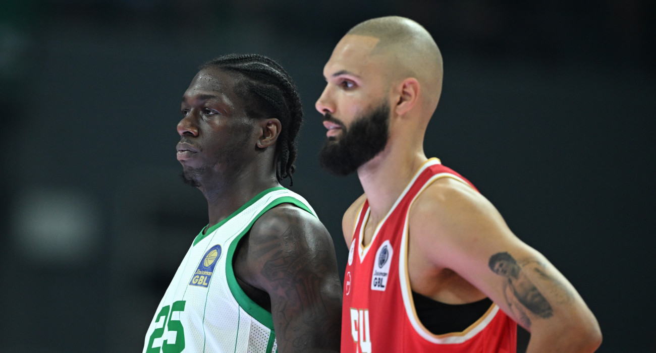 O Φουρνιέ σε μία από τις συναντήσεις του με τον Ναν / Πηγή: Eurokinissi