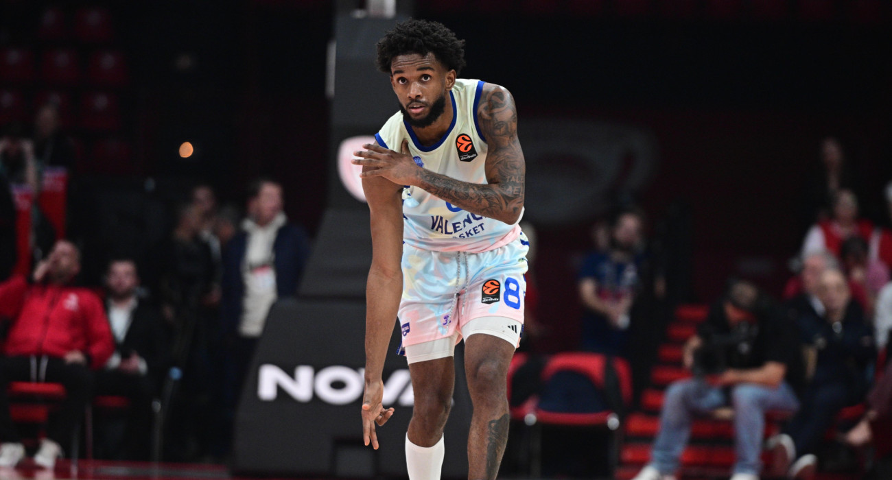 Ο Ζαν Μοντέρο με τη φανέλα της Βαλένθια / Πηγή: InTime