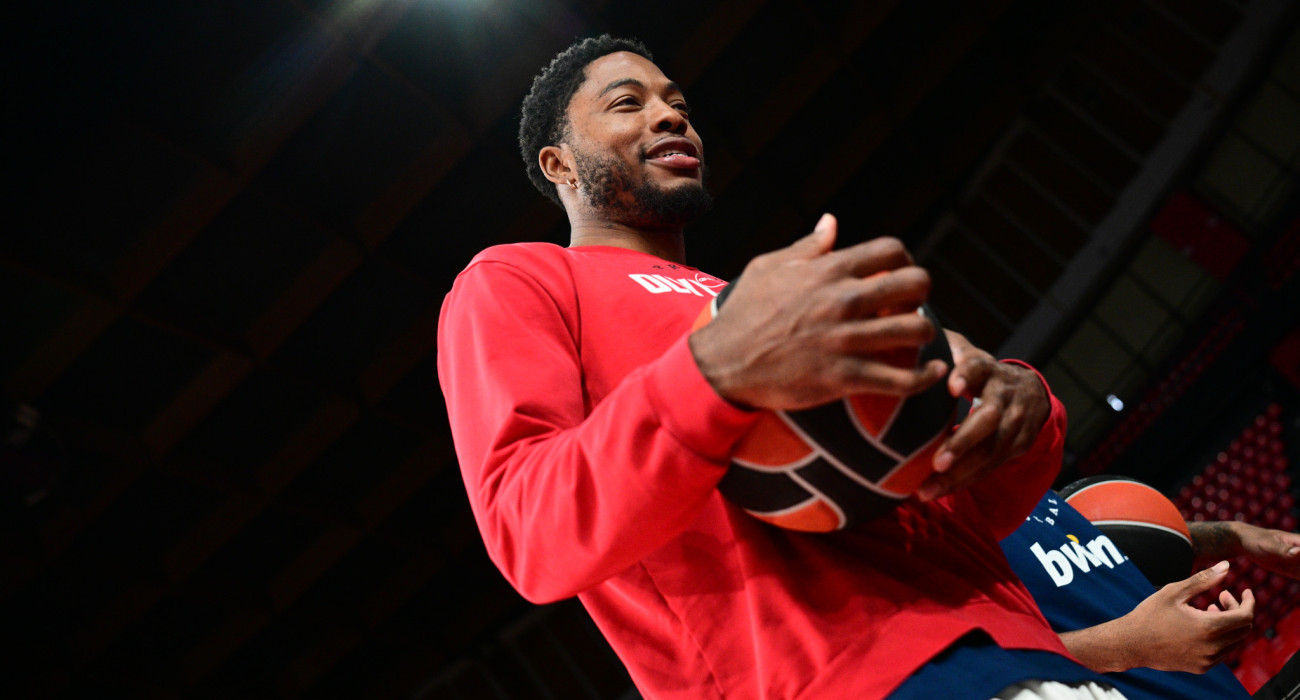 Ο Ταϊρίκ Τζόουνς στην προπόνηση του Ολυμπιακού - Πηγή: Eurokinissi