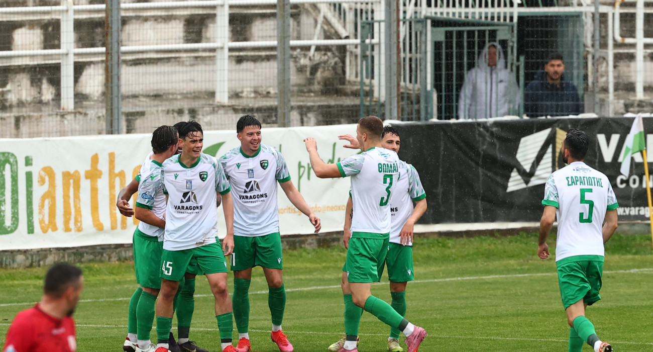 Οι παίκτες του Μακεδονικού πανηγυρίζουν / Πηγή: Eurokinissi