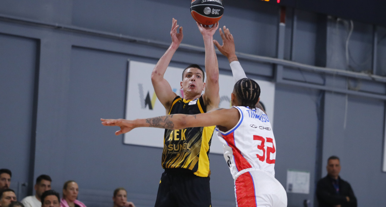 Η επιβλητική ΑΕΚ πέρασε από τη Γλυφάδα και... βούλιαξε τον Πανιώνιο