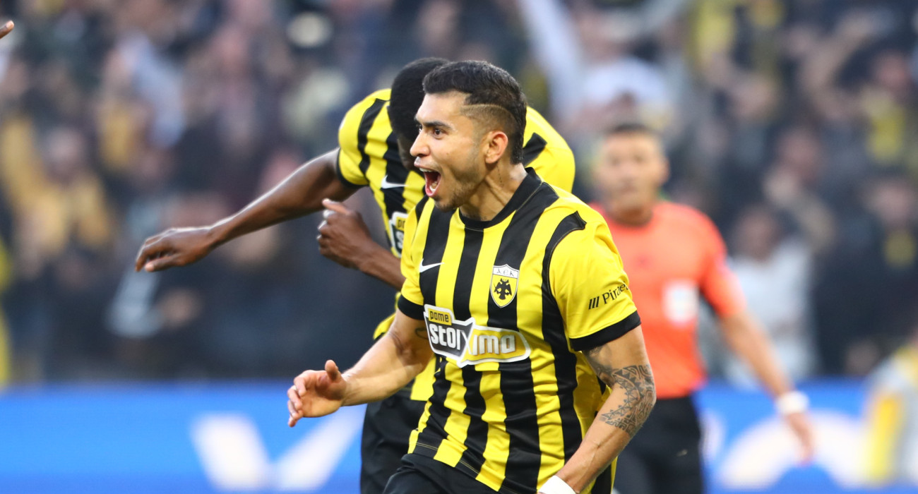 Ο Ορμπελίν Πινέδα πανηγυρίζει το γκολ που σημειώσε απέναντι στον ΠΑΟΚ / Πηγή: Eurokinissi