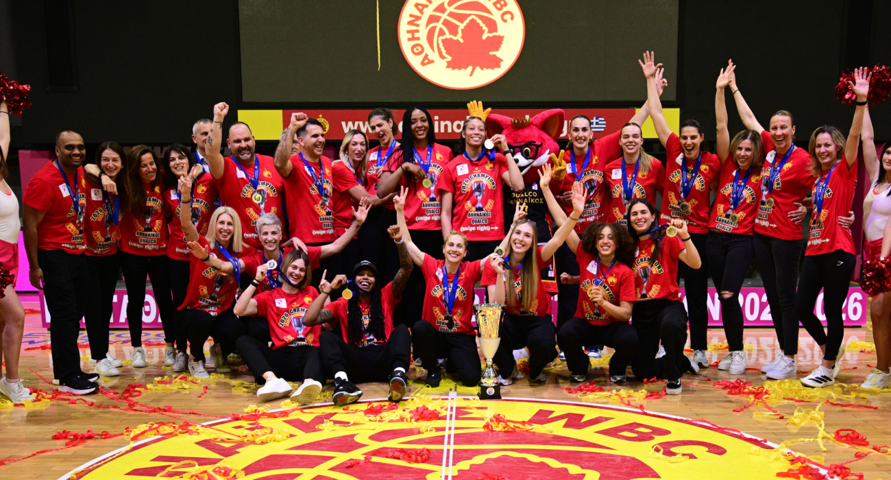 Οι αθλήτριες του Αθηναϊκού στην φιέστα κατάκτησης της Α1 Γυναικών / Πηγή: InTime