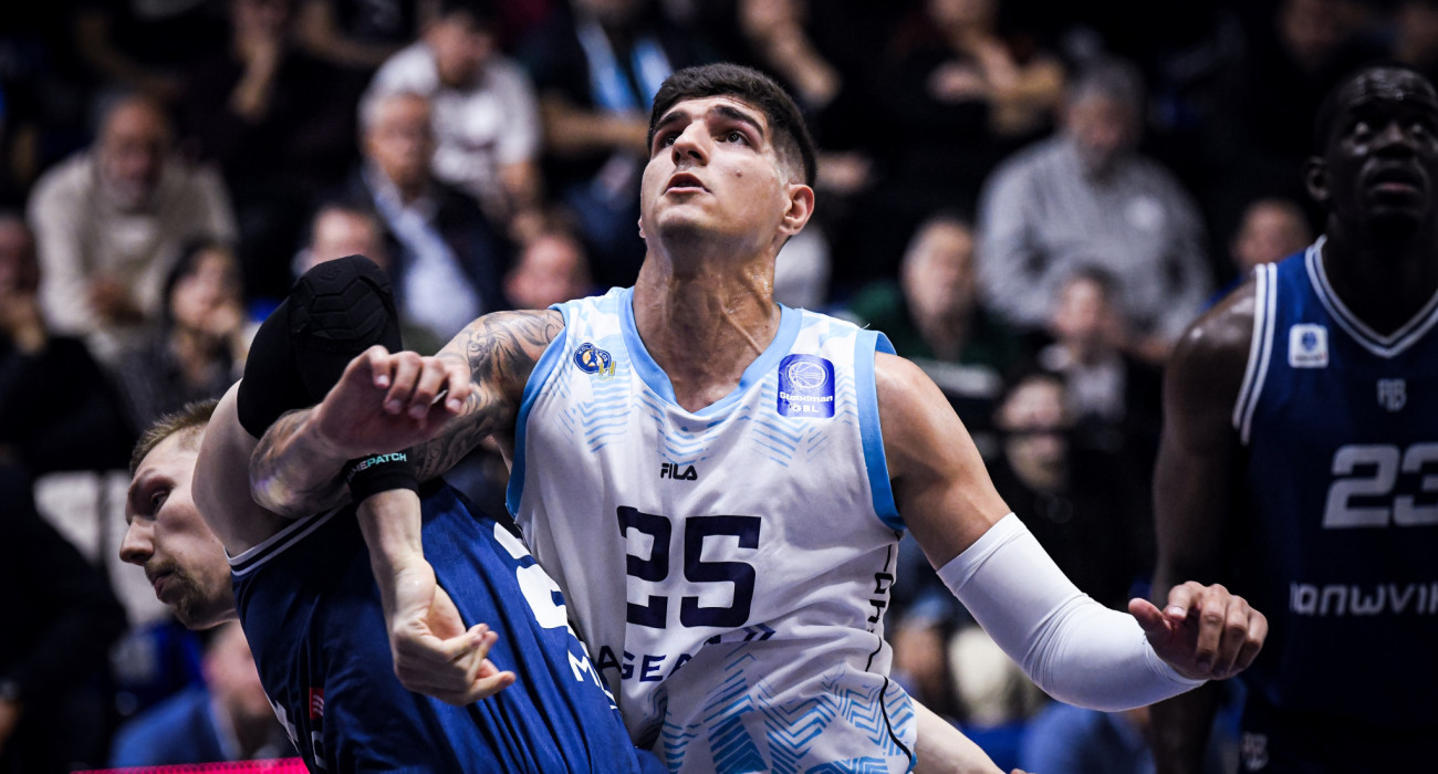 Κολοσσός Ρόδου - Καρδίτσα / πηγή: eurokinissi