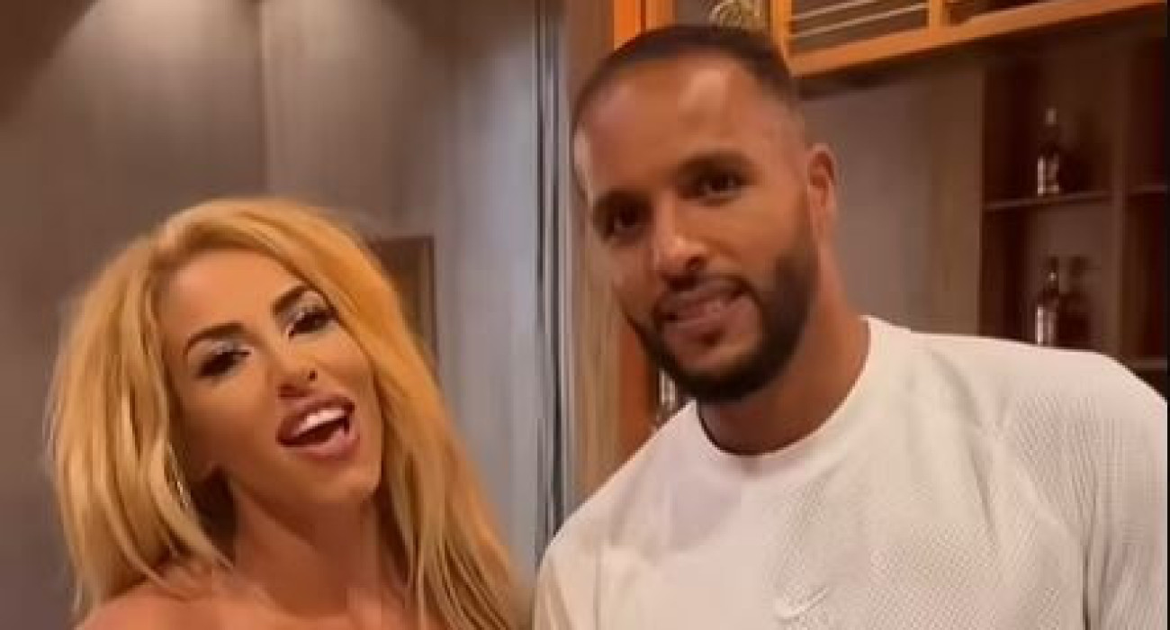 Η Γιουσέφ με τον Γιουσέφ Ελ Αραμπί/ screenshot