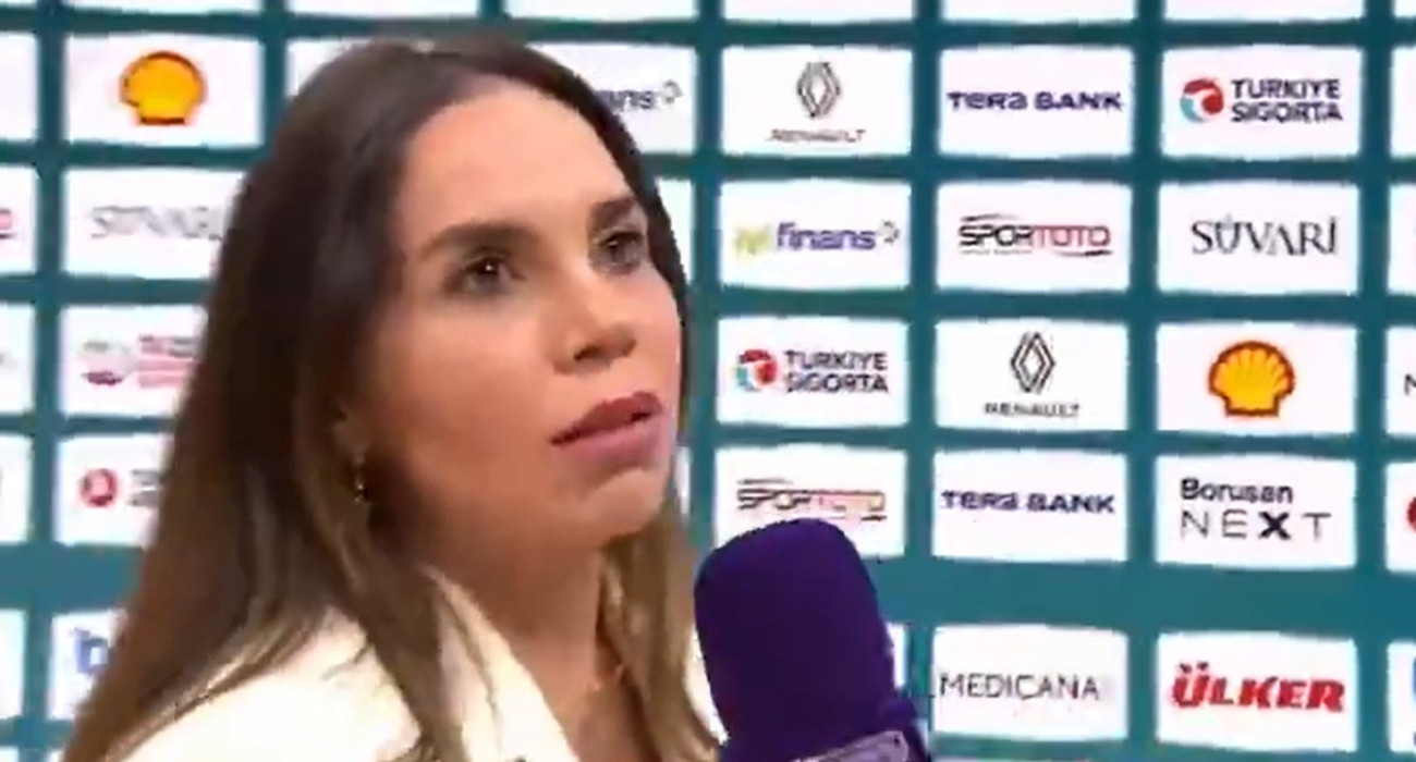 Η δημοσιογράφος που έμεινε... άγαλμα με την αντίδραση του Σάρας