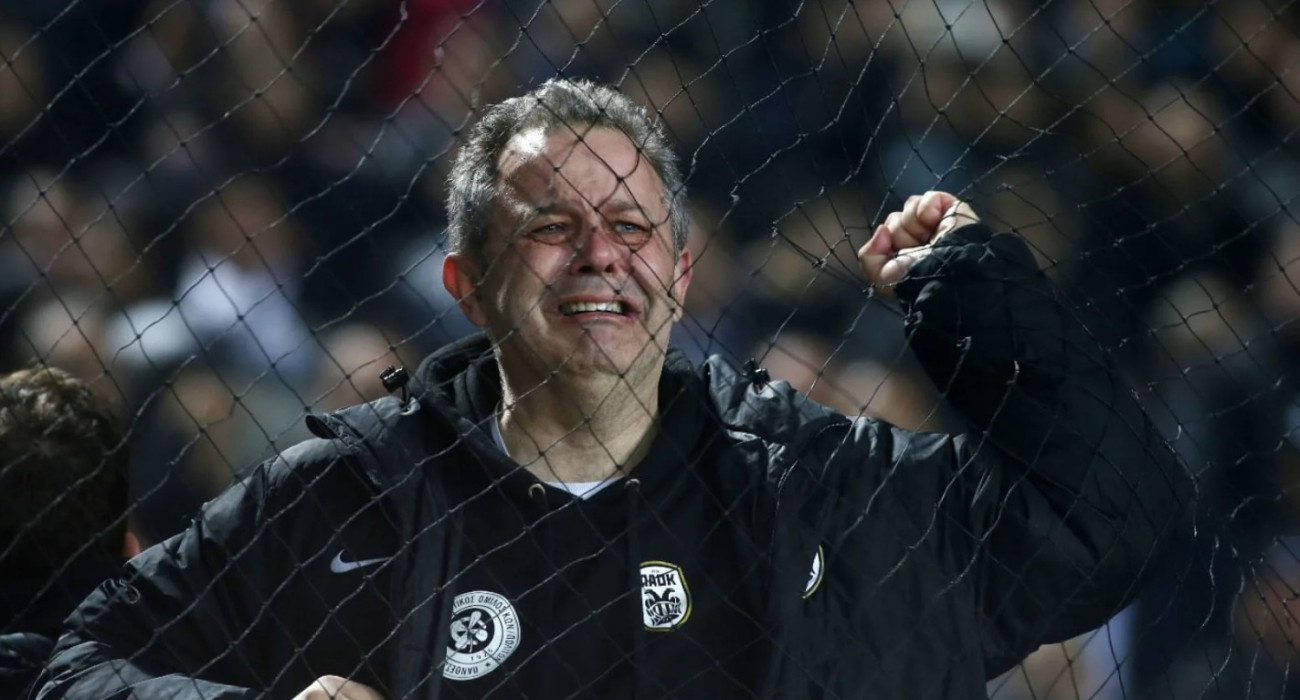 Στιγμιότυπο συγκινημένου φίλου του ΠΑΟΚ