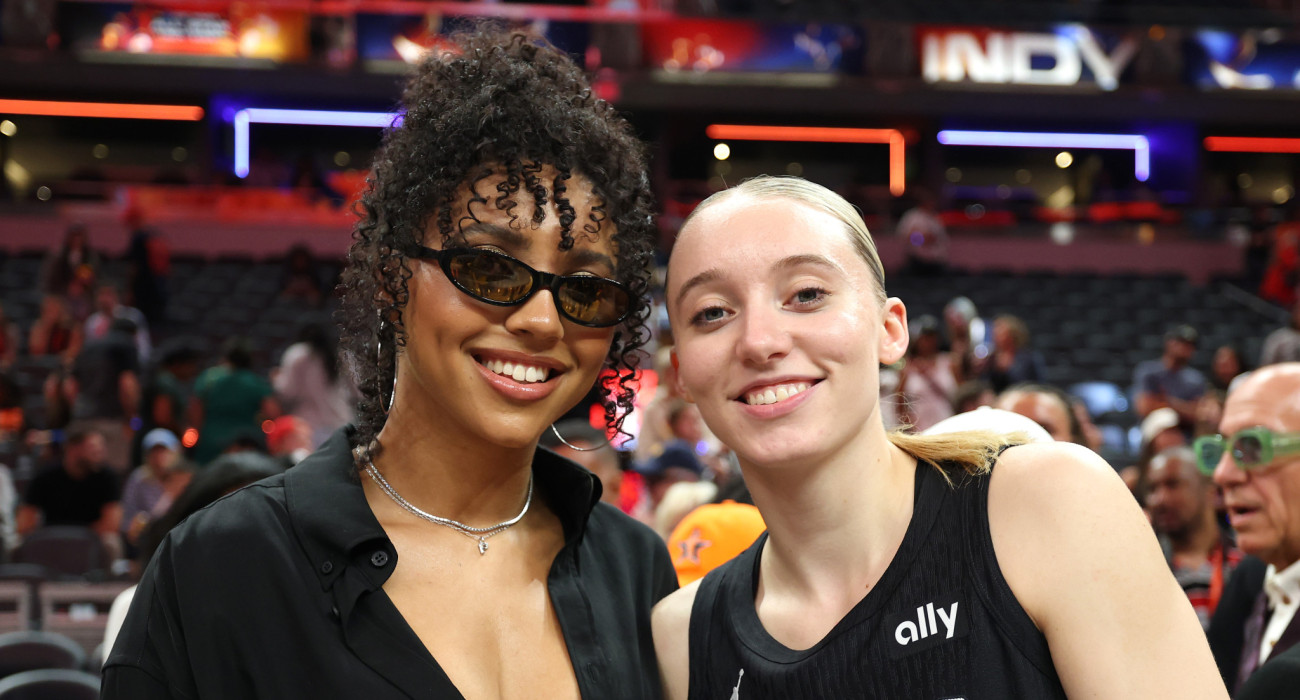 Η Πέιτζ Μπέκερς (αριστερά) θα είναι... και συμπαίκτρια πλέον με την αγαπημένη της Αζί Φαντ /Πηγή: Steph Chambers / Getty Images