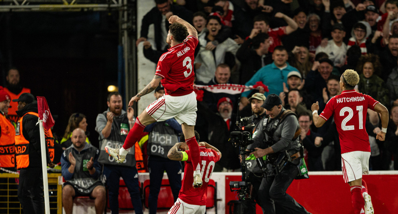 Οι παίκτες της Νότιγχαμ πανηγυρίζουν την πρόκριση/Ιmago