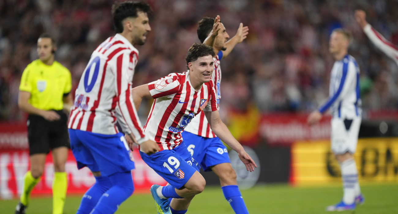 Ο Χουλιάν Αλβάρες λίγο μετά το γκολ του στον τελικό Κυπέλλου / Πηγή: Imago