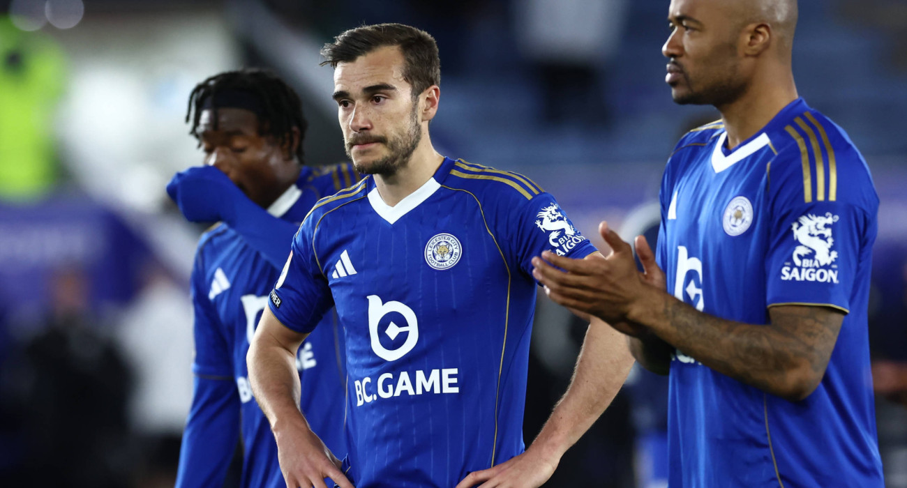 Ο Χάρι Γουίνκς και ο Στίβεν Μαβιντίντι απογοητευμένοι μετά τον υποβιβασμό / Πηγή: Imago