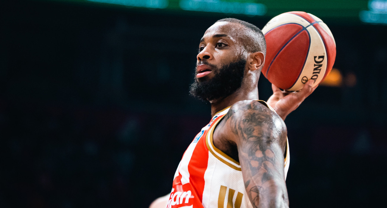 Ο Κόντι Μίλερ ΜακΙντάιρ με τη φανέλα του Ερυθρού Αστέρα / πηγή: ABA League