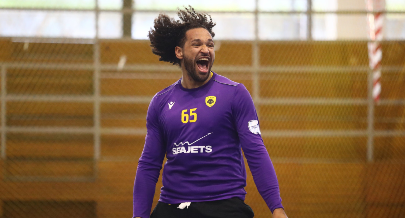 Ο Ματέους πανηγυρίζει στον ημιτελικό της ΑΕΚ με τον ΠΑΟΚ / Πηγή: Eurokinissi