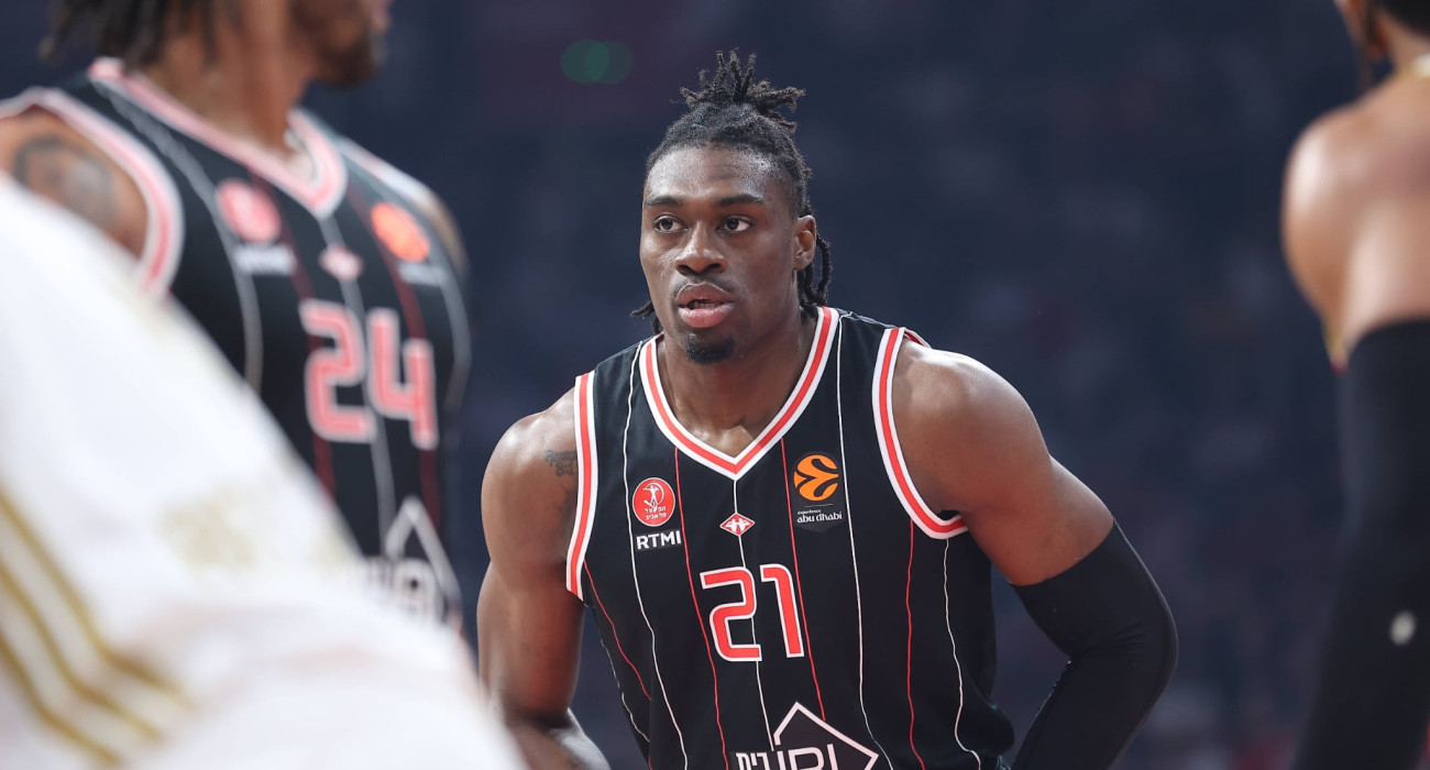 Ο Τάι Οντιάσε με τη φανέλα της Χάποελ Τελ Αβίβ / πηγή: Imago