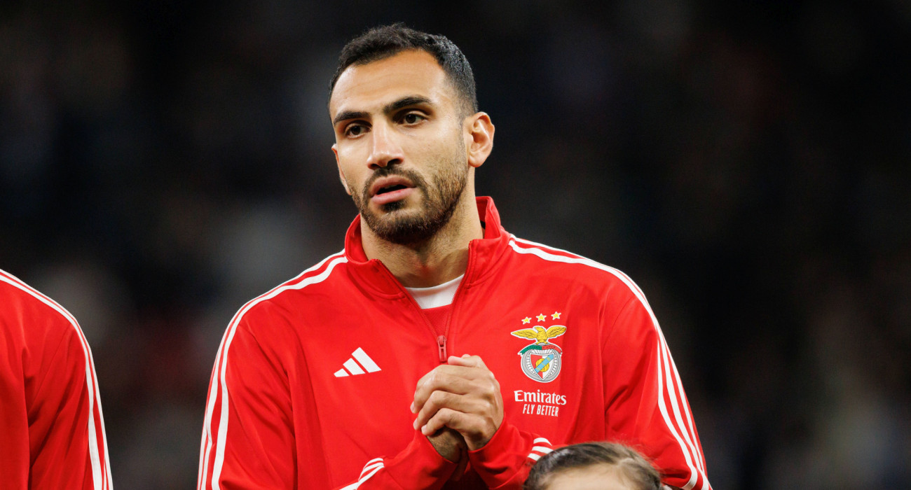 Ο Μουρίνιο άφησε στον πάγκο τον Παυλίδη για το ντέρμπι της Μπενφίκα με τη Σπόρτινγκ