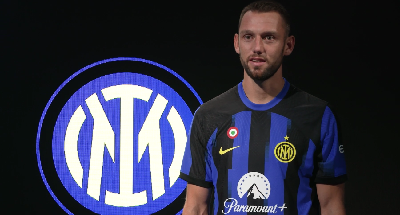 Ο Ντε Φράι φαίνεται πως βρίσκεται στο στόχαστρο του Ολυμπιακού / Screenshot