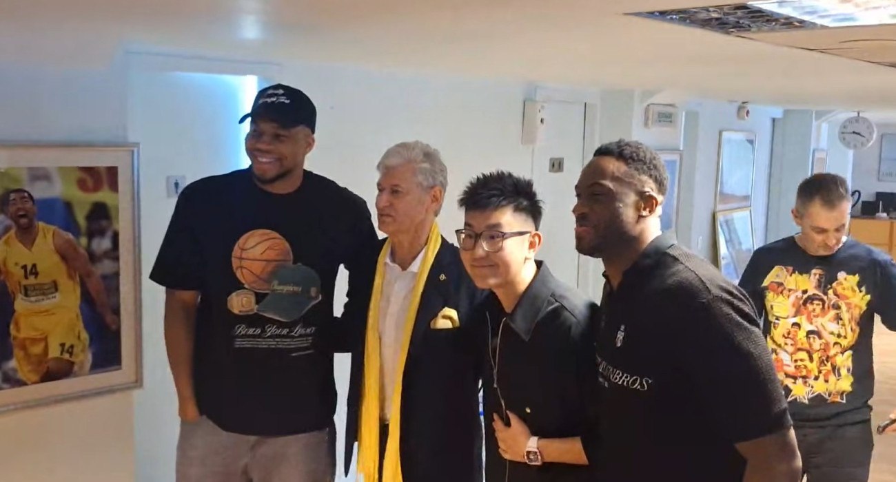 Αντετοκούνμπο και Σιάο στο Παλέ