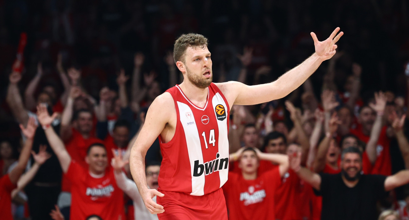 Ο Σάσα Βεζένκοφ «καταλύτης» για μία ακόμα φορά / Πηγή: Eurokinissi