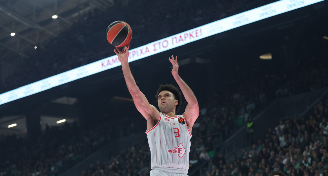 Ο Ελάιτζα Μπράιαντ με τη φανέλα της Χάποελ Τελ Αβίβ/Πηγή: Eurokinissi