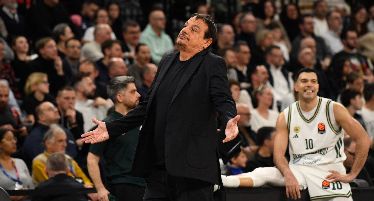 O Εργκίν Αταμάν σε ένα στιγμιότυπο που ταιριάζει με την παρούσα ψυχολογία του / Πηγή: Eurokinissi