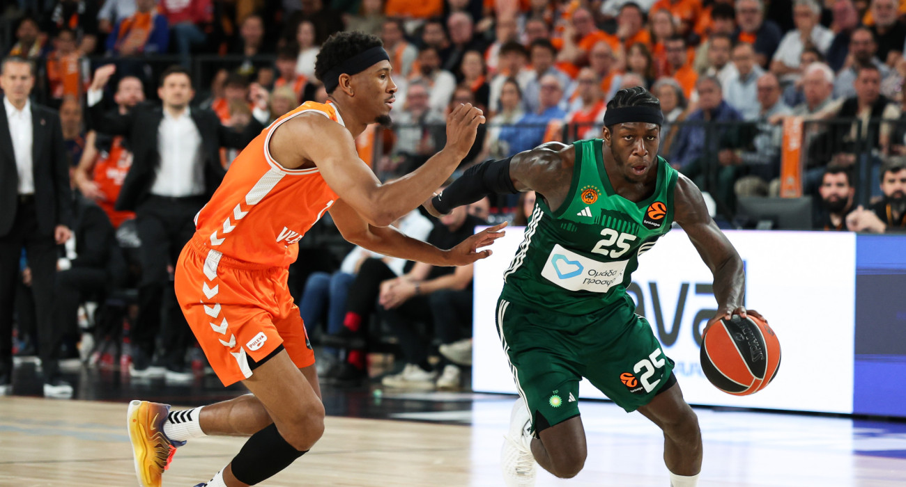 Ο Κέντρικ Ναν απένατι στη Βαλένθια / Πηγή: Eurokinissi