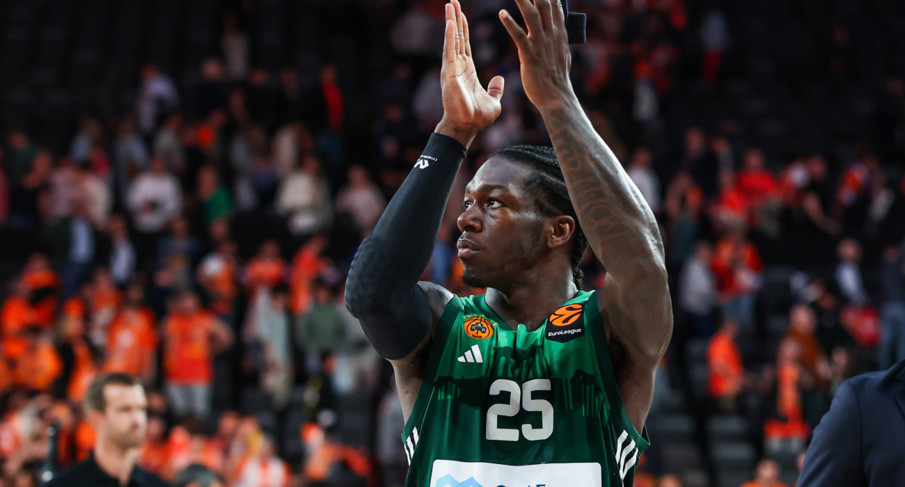 Ο Κέντρικ Ναν μετά τη νίκη επί της Βαλένθια / πηγή: eurokinissi