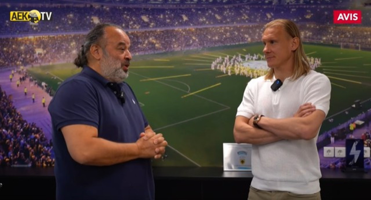 Ο Ντομαγκόι Βίντα με τον Μάριο Ηλιόπουλο / Screenshοt