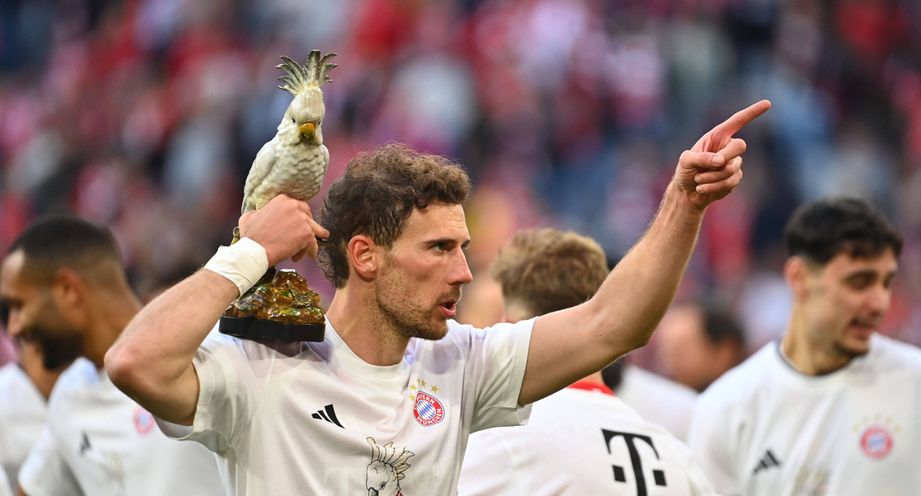 Πώς ένας πορσελάνινος παπαγάλος έγινε η… μασκότ της Μπάγερν Μονάχου!