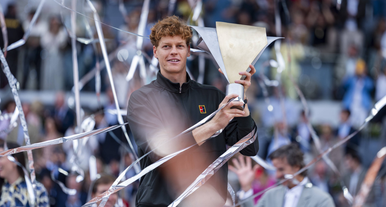 Ο Γιανίκ Σίνερ με το τρόπαιο του Madrid Open / Πηγή: Imago