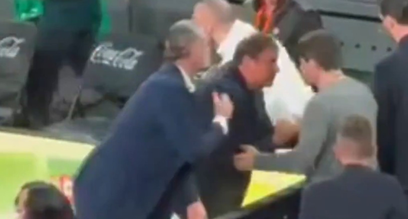 Ο Αταμάν με τη λήξη έτρεξε κατευθείαν στον Γιαννακόπουλο - Πανηγύρισαν μαζί τη νίκη στη Βαλένθια (video)