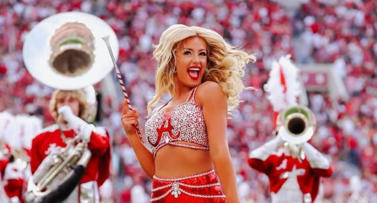 H Χλόι Χόλαντεϊ επί το έργο / Πηγή: Instagram @chloe_holladay