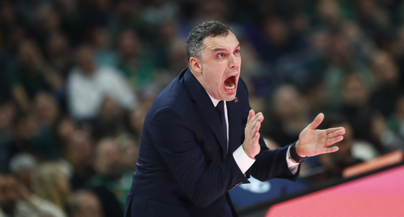Ο Πάολο Γκαλμπιάτι στον πάγκο της Μπασκόνια / Eurokinissi