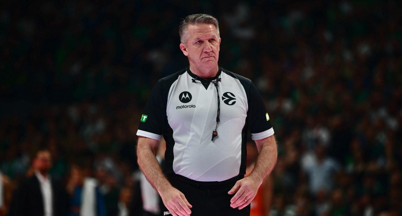 Ο Σρέτεν Ράντοβιτς, διαιτητής της EuroLeague / πηγή: eurokinissi