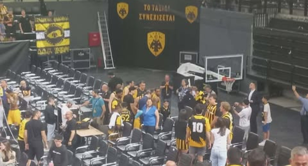 Η ΑΕΚ πανηγύρισε με τον κόσμο της την πρόκριση στα ημιτελικά της Stoiximan GBL (video)