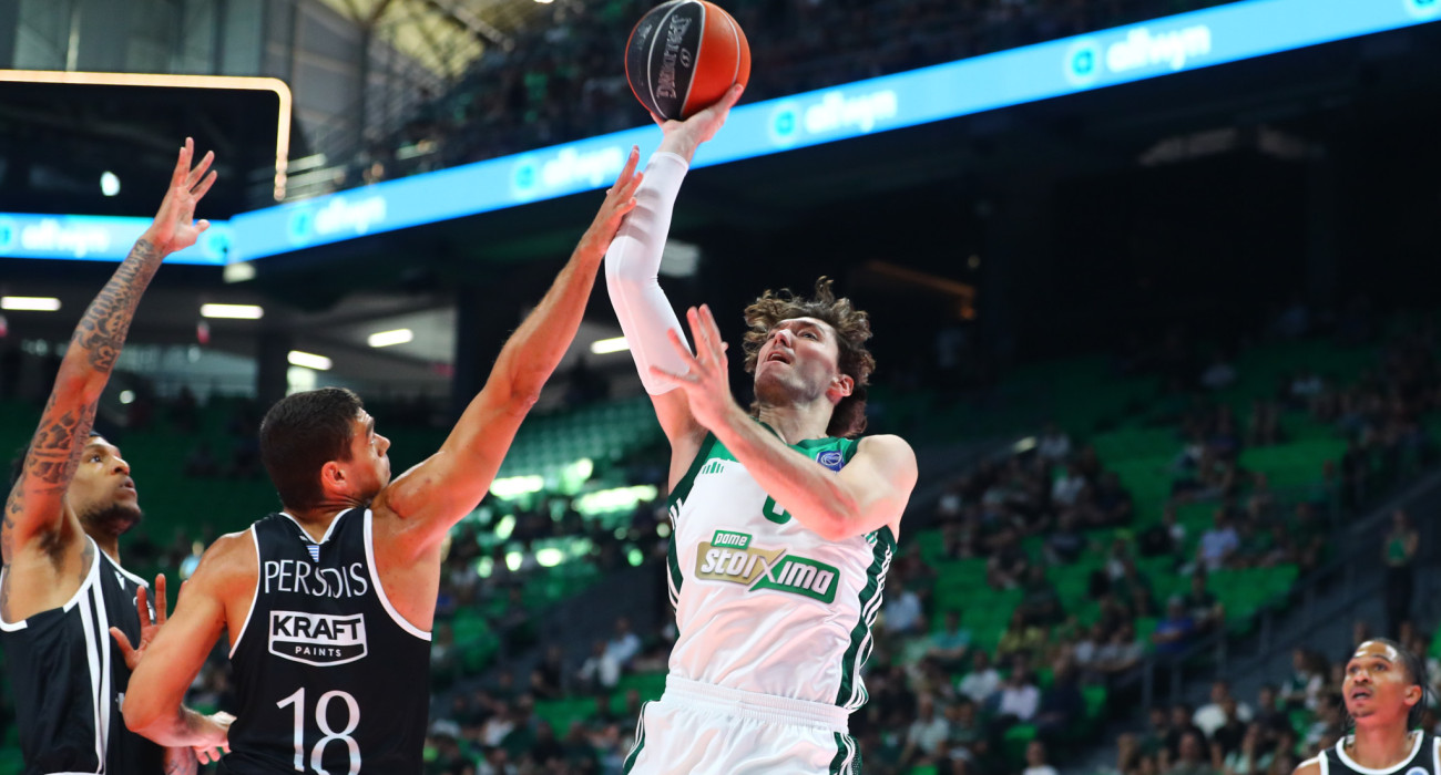 Πάνω από 7.000 κόσμος στο Telekom Center - Συνθήματα κατά της EuroLeague