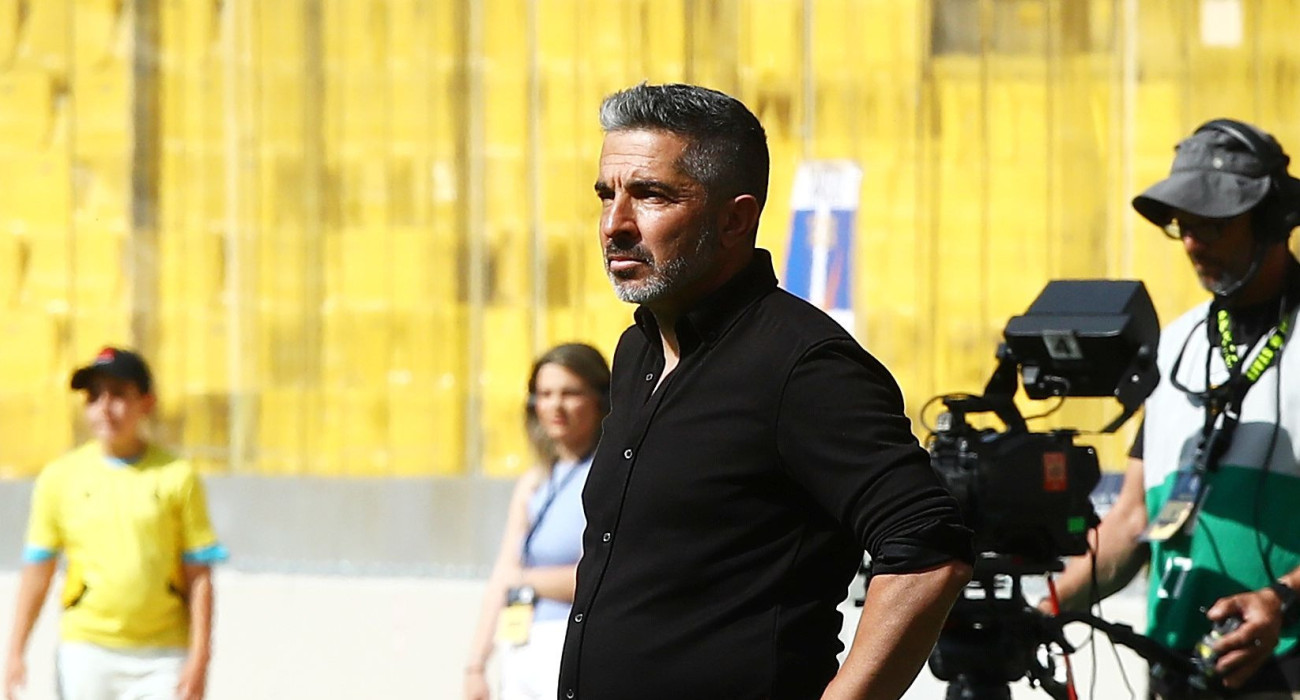 Ο Στέλιος Κοζανίδης στο ΑΕΚ-ΡΕΑ στην Allwyn Arena / Πηγή: Intime