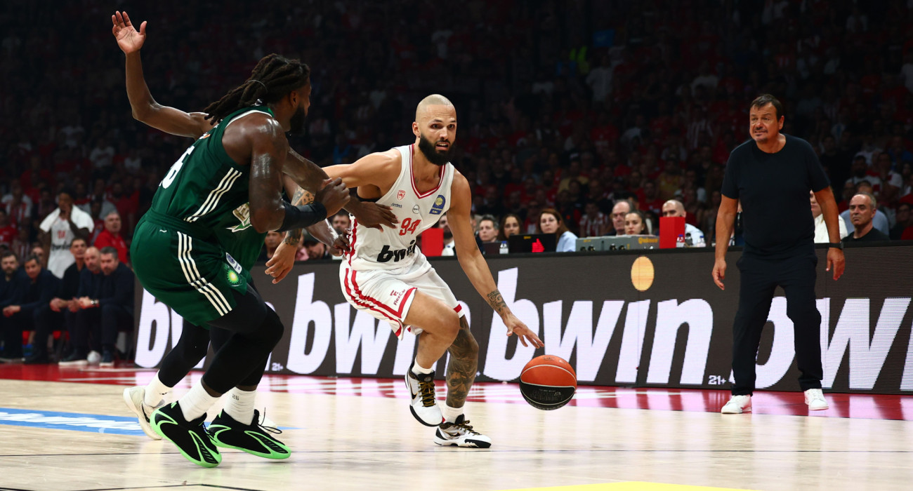 Φουρνιέ και Λεσόρ στο Gane 3 του Ολυμπιακός-Παναθηναϊκός / Πηγή: Intime