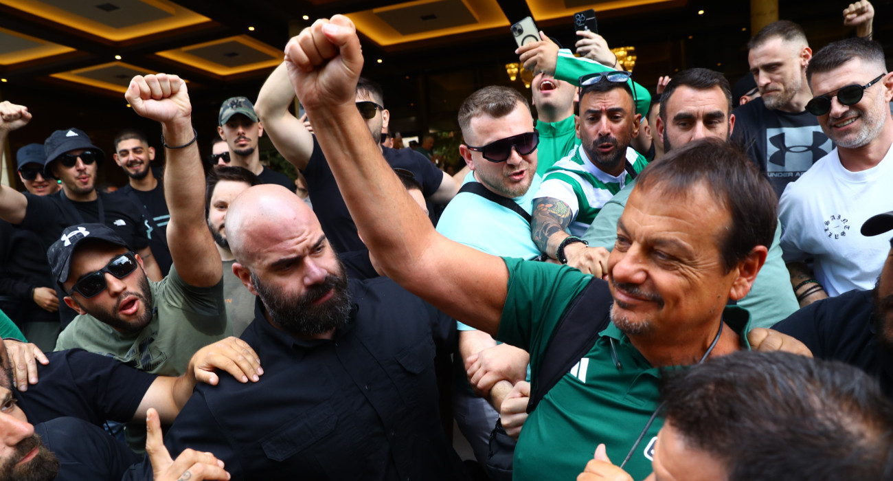 Ο Εργκίν Αταμάν στο ξενοδοχείο - Πηγή: Intime