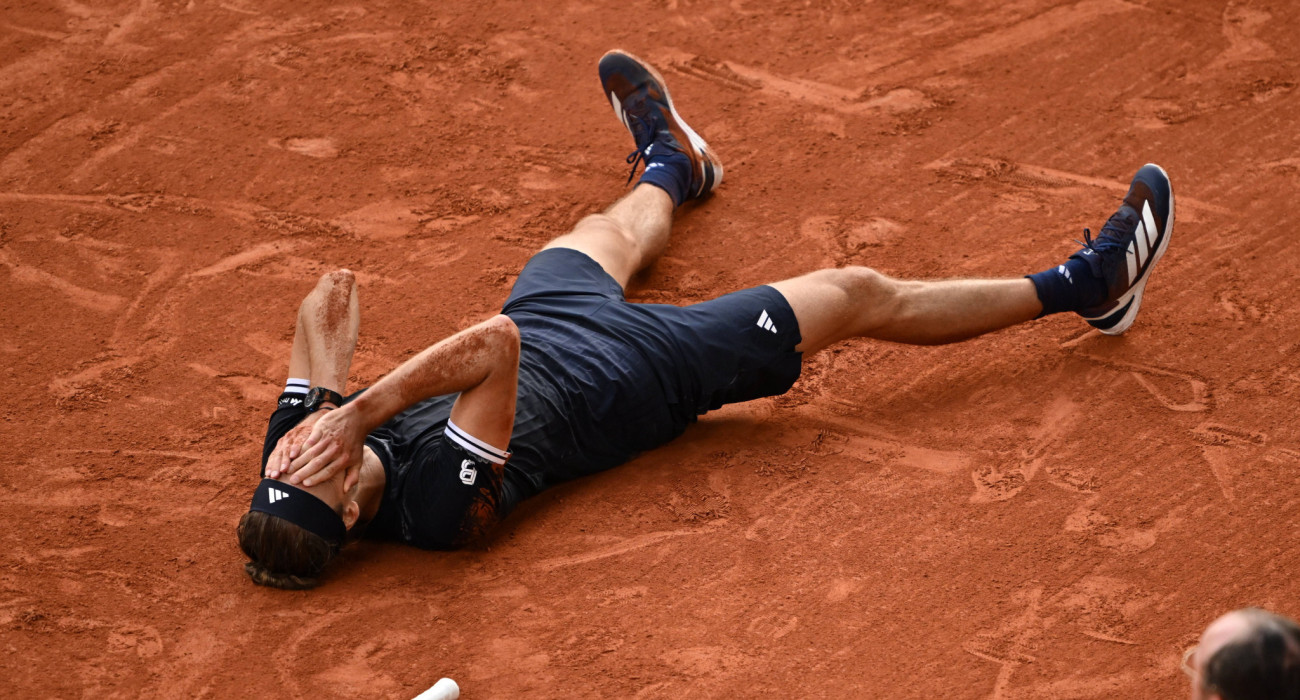 Ο Ζβέρεφ πανηγυρίζει την κατάκτηση του Roland Garros/ Πηγή: IMAGO