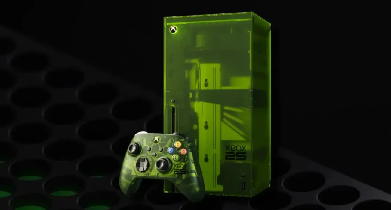 Ένα συλλεκτικό Xbox Series X και ένα συλλεκτικό χειριστήριο γιορτάζουν τα 25 χρόνια του Xbox