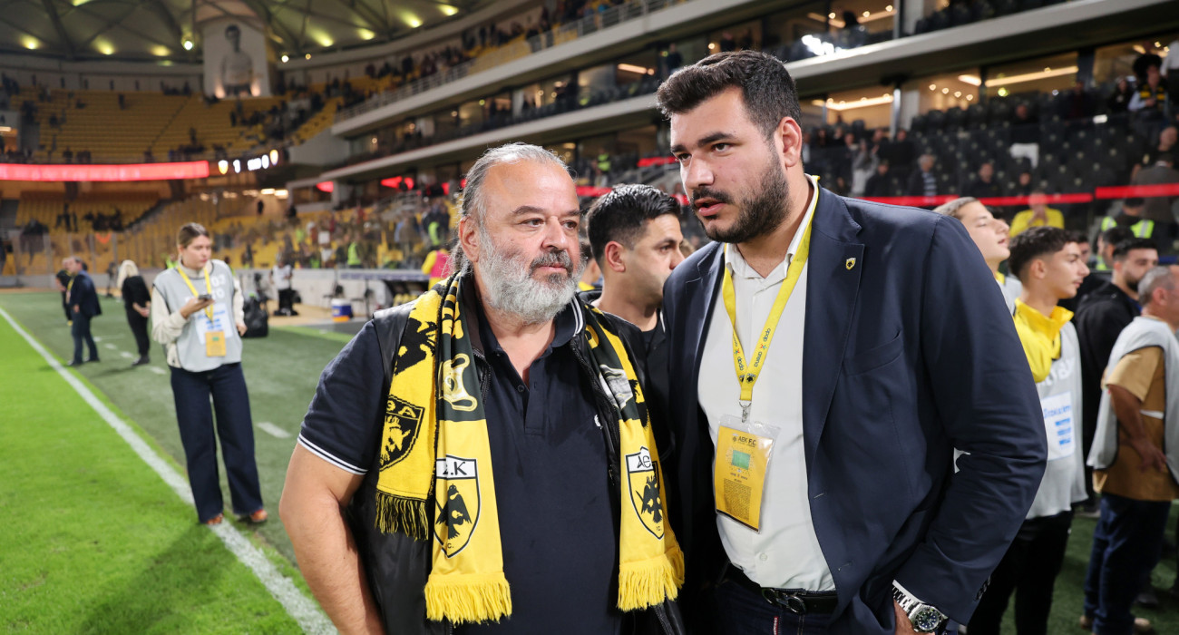 Ο Μάριος Ηλιόπουλος με το μέλος του ΔΣ της ΠΑΕ ΑΕΚ, Νίκο Παντερμαλή / Πηγή: Intime