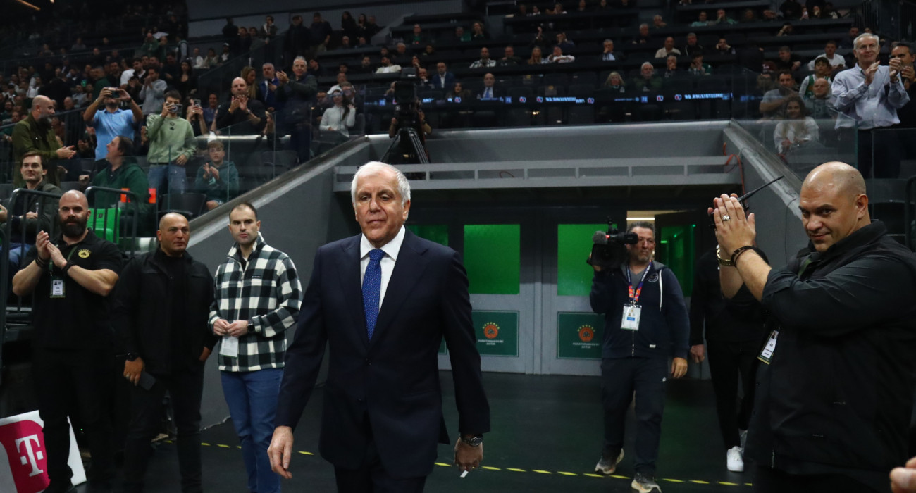 Ο Ζέλικο Ομπράντοβιτς αποθεώνεται στο ΟΑΚΑ, Πηγή: Eurokinissi