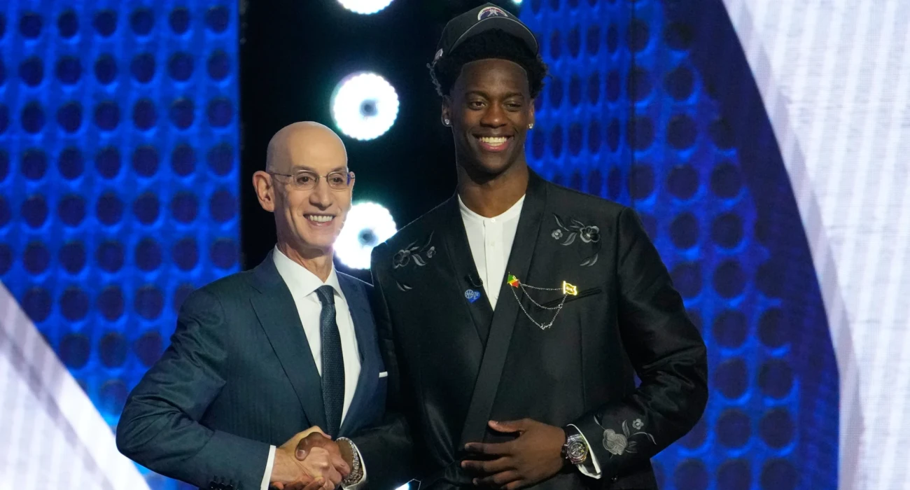 Ο Έι Τζέι Ντιμ΄πάντσα στο νο.1 του NBA Draft 2026 - Πηγή: NBA